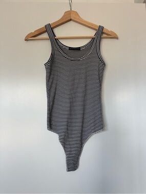 Brandy Melville Navy & White Striped Ribbed Tank